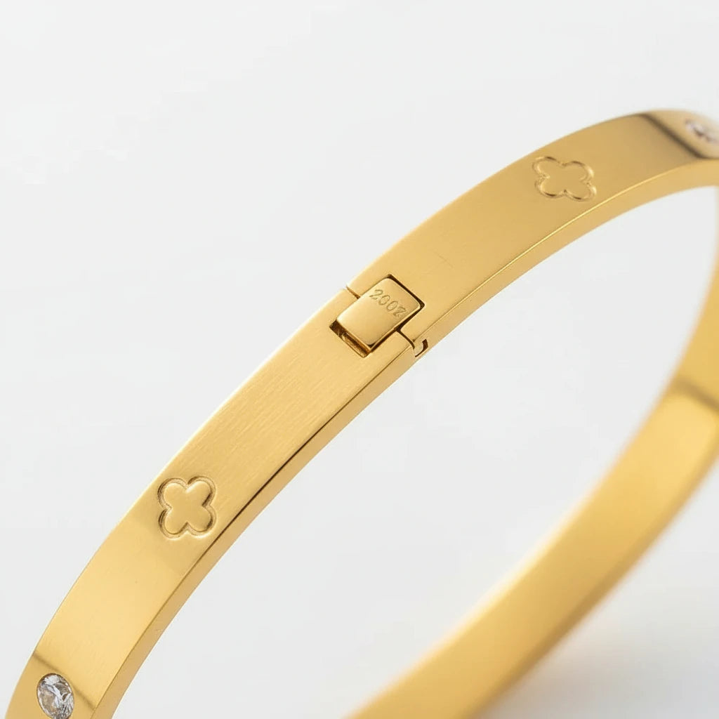 Bracelet à la Mode – Toucher Envoûtant